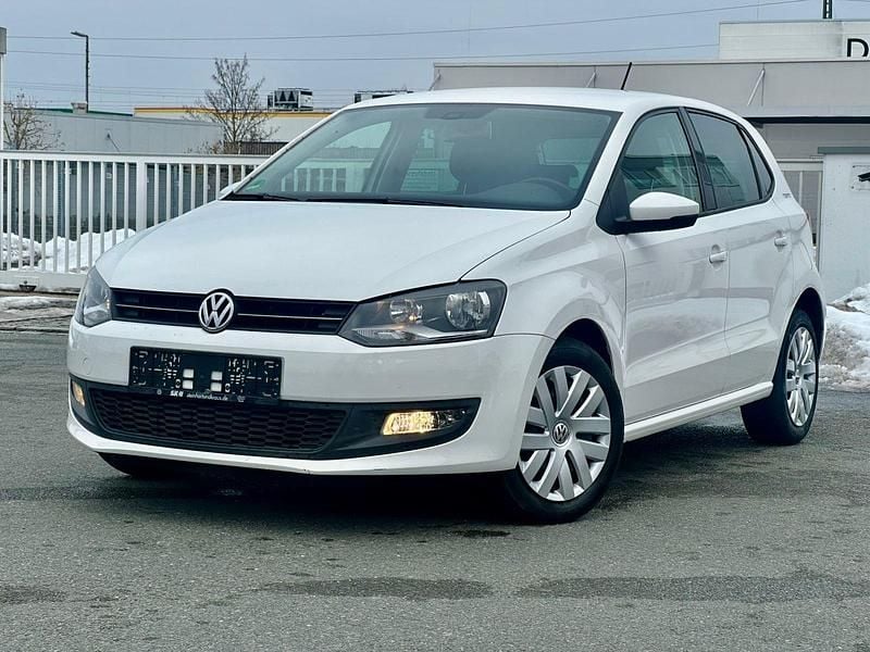 Weiß Gebraucht 2010 VW Polo Kleinwagen | 4.499 € (Guter Preis) - Bild 1/4