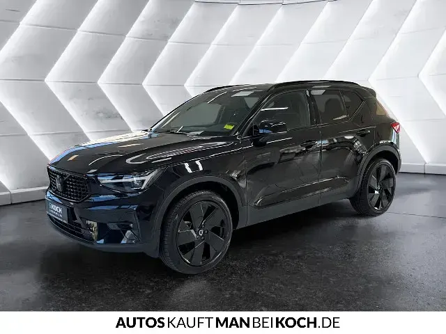 Gebraucht Volvo XC40 145 PS (106 kW) 2025 SUV