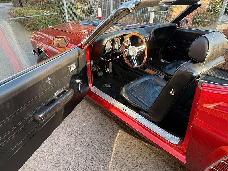 Gebraucht Ford V8 250 PS (183 kW) 1969 Rot Cabrio