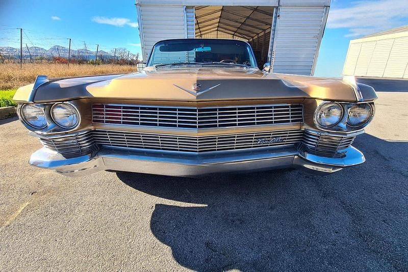 Gold Gebraucht 1964 Cadillac Deville Limousine | 34.900 € - Bild 1/4