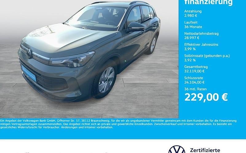 Gebraucht VW Tiguan 131 PS (96 kW) 2025 Grün SUV