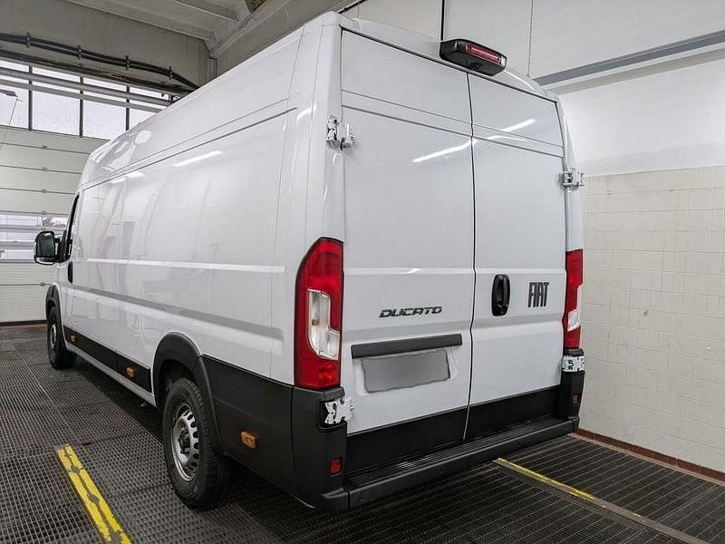 Gebraucht Fiat Ducato 179 PS (131 kW) 2024 Weiß Van