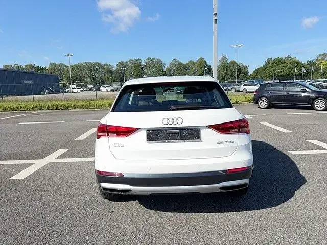 Gebraucht Audi Q3 Advanced 150 PS (110 kW) 2023 Ibisweiß SUV
