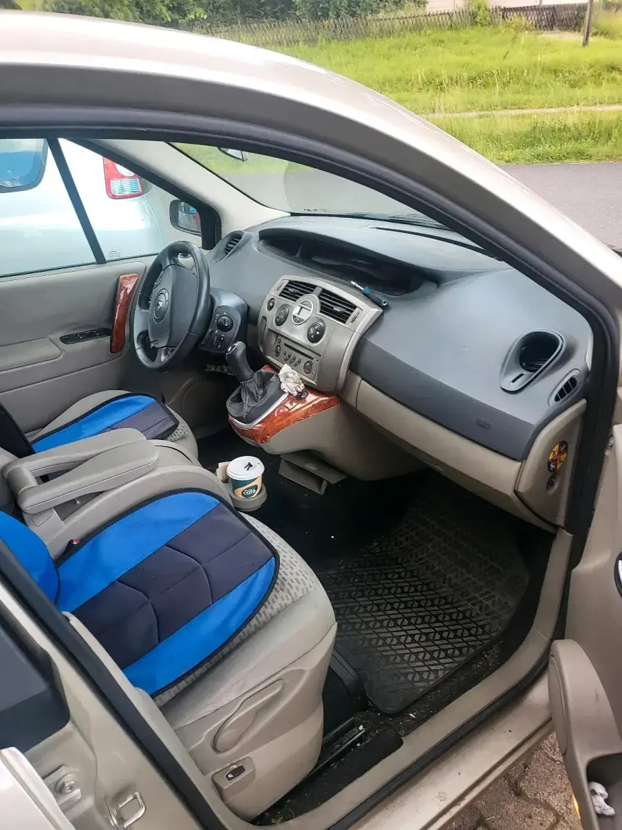 Gebraucht Renault Scenic E-Tech 113 PS (83 kW) 2006 Andere farben Kombi