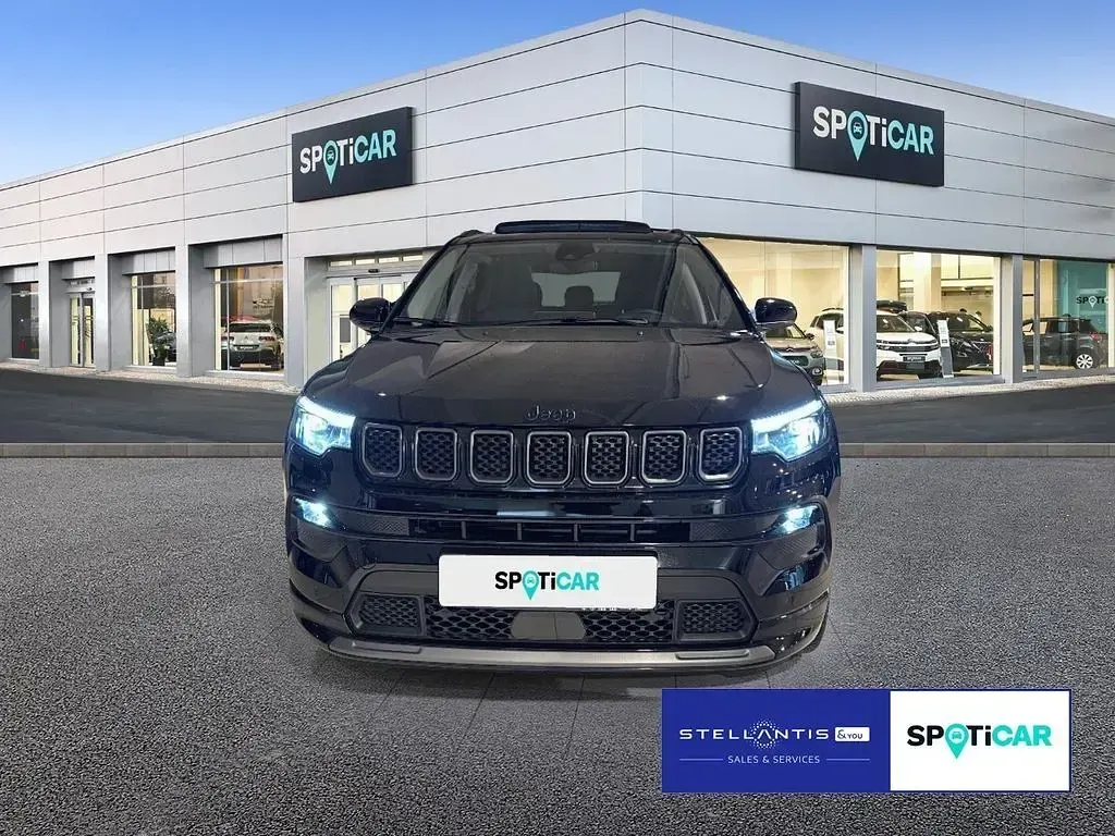 Gebraucht Jeep Compass Summit 179 PS (131 kW) 2025 Schwarz SUV