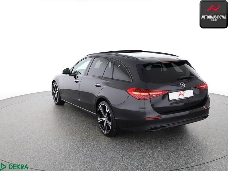 Gebraucht Mercedes C300 AMG 265 PS (194 kW) 2023 Grafitgrau Kombi