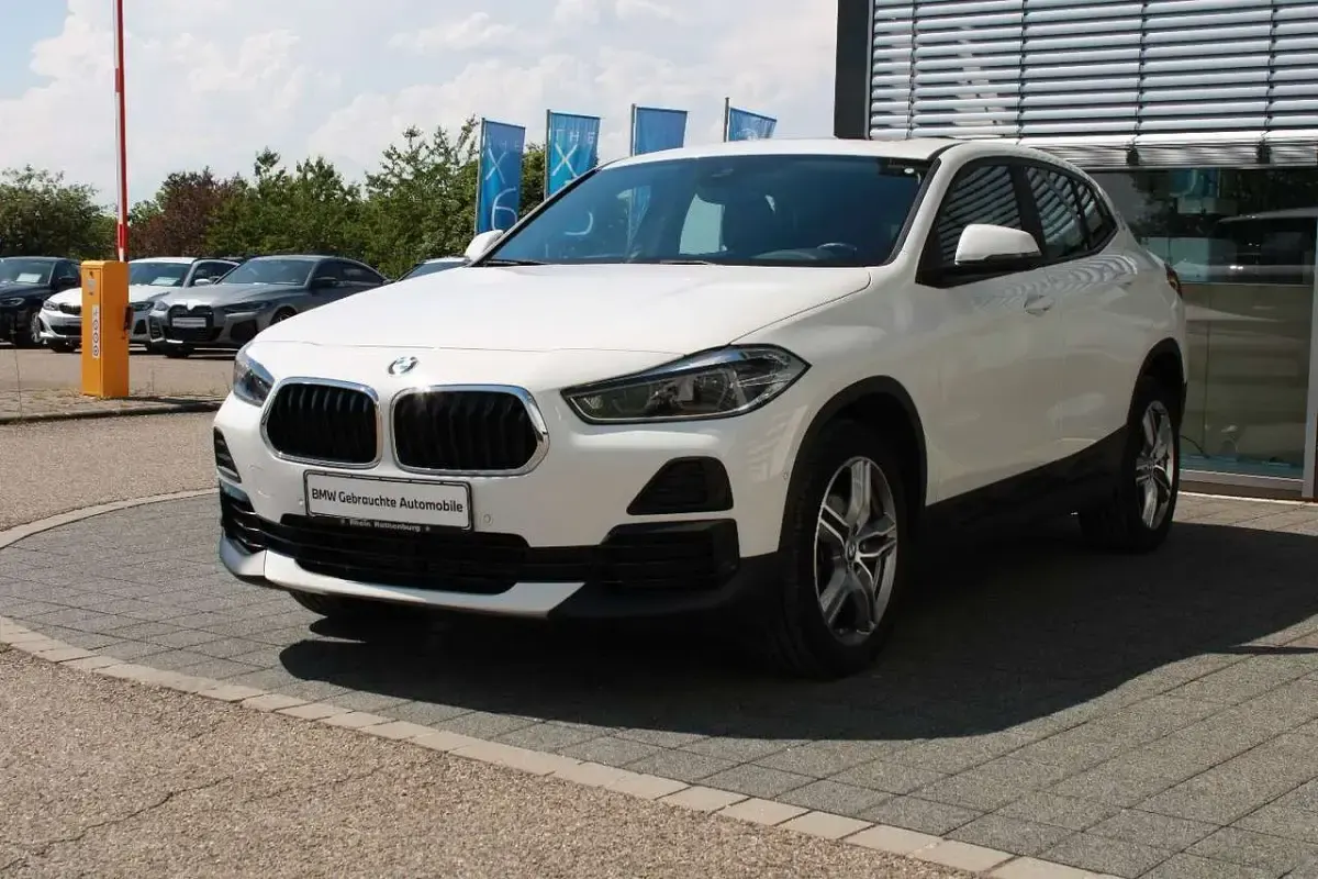 Gebraucht BMW X2 Advantage 136 PS (100 kW) 2022 Weiß SUV