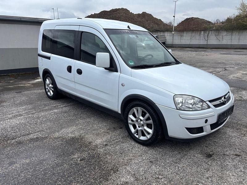 Gebraucht Opel Combo Edition 90 PS (66 kW) 2008 Weiß Van / Kleinbus