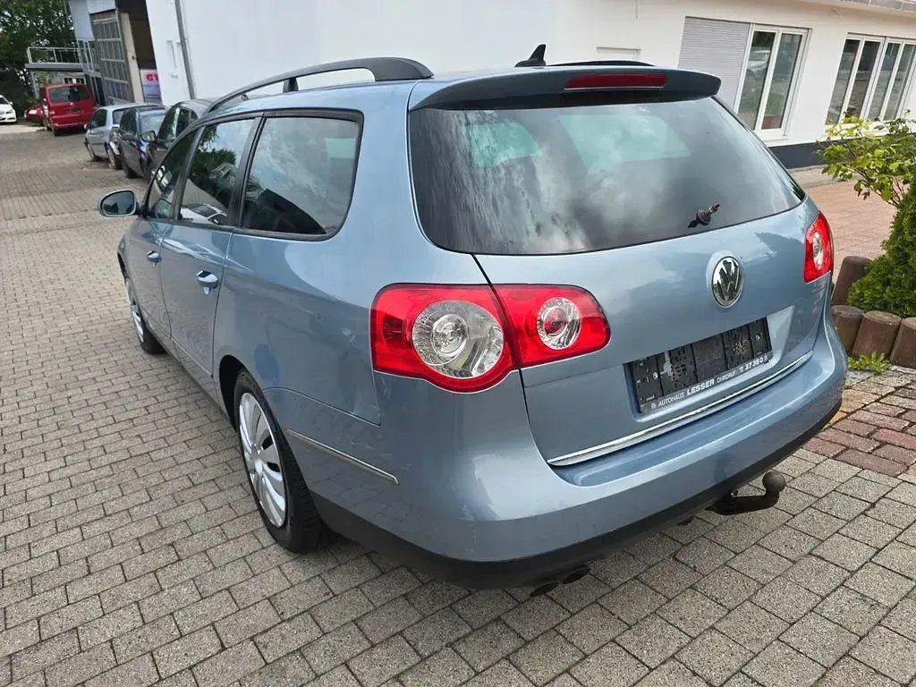 Gebraucht VW Passat Sportline 110 PS (80 kW) 2009 Grau Limousine