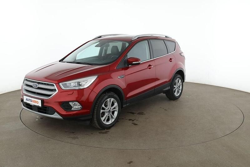 Gebraucht Ford Kuga Titanium 180 PS (132 kW) 2019 Rot SUV