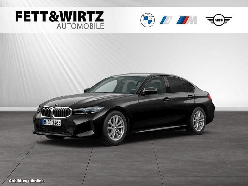 Saphirschwarz metallic Gebraucht 2024 BMW 330 Comfort Edition Limousine | 45.990 € (Guter Preis) - Bild 1/3