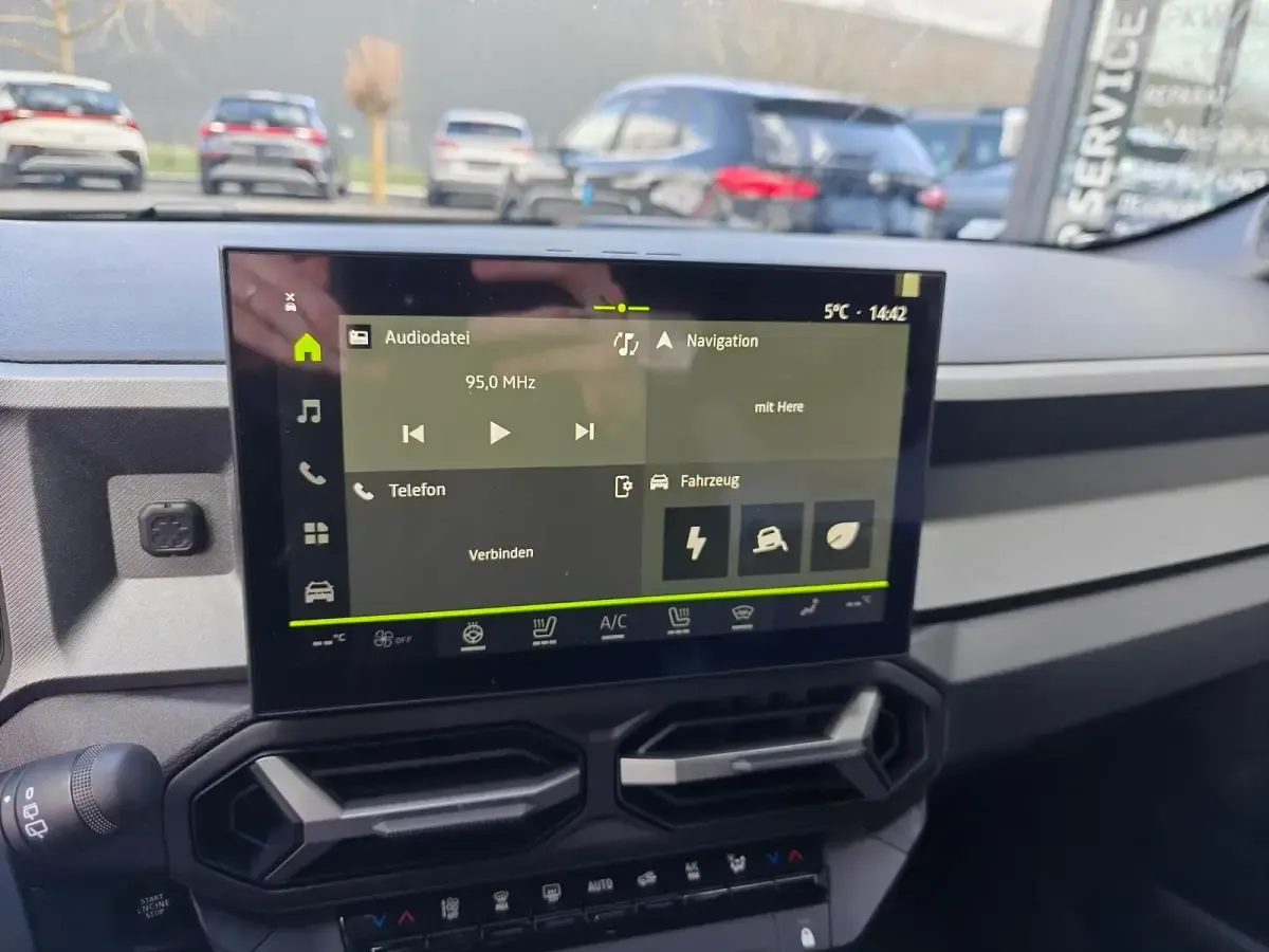 Neu Dacia Bigster Journey 140 PS (102 kW) 2025 Metallic SUV