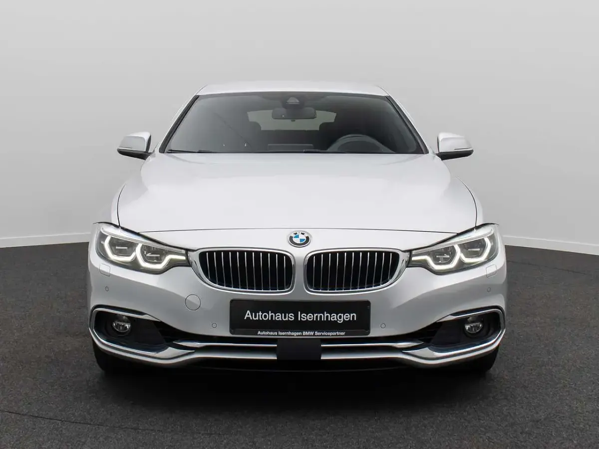 Gebraucht BMW 420 Luxury Line 184 PS (135 kW) 2017 Glaciersilbera83 Limousine
