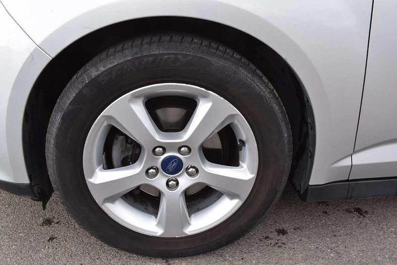 Gebraucht Ford C-MAX Business Edition 95 PS (69 kW) 2016 Silber Van / Kleinbus