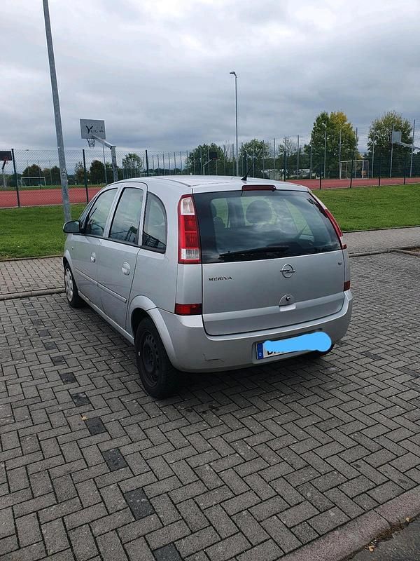 Gebraucht Opel Meriva Edition 101 PS (74 kW) 2005 Silber Van / Kleinbus