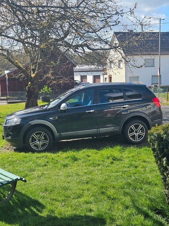 Gebraucht Chevrolet Captiva LT 184 PS (135 kW) 2012 Schwarz SUV