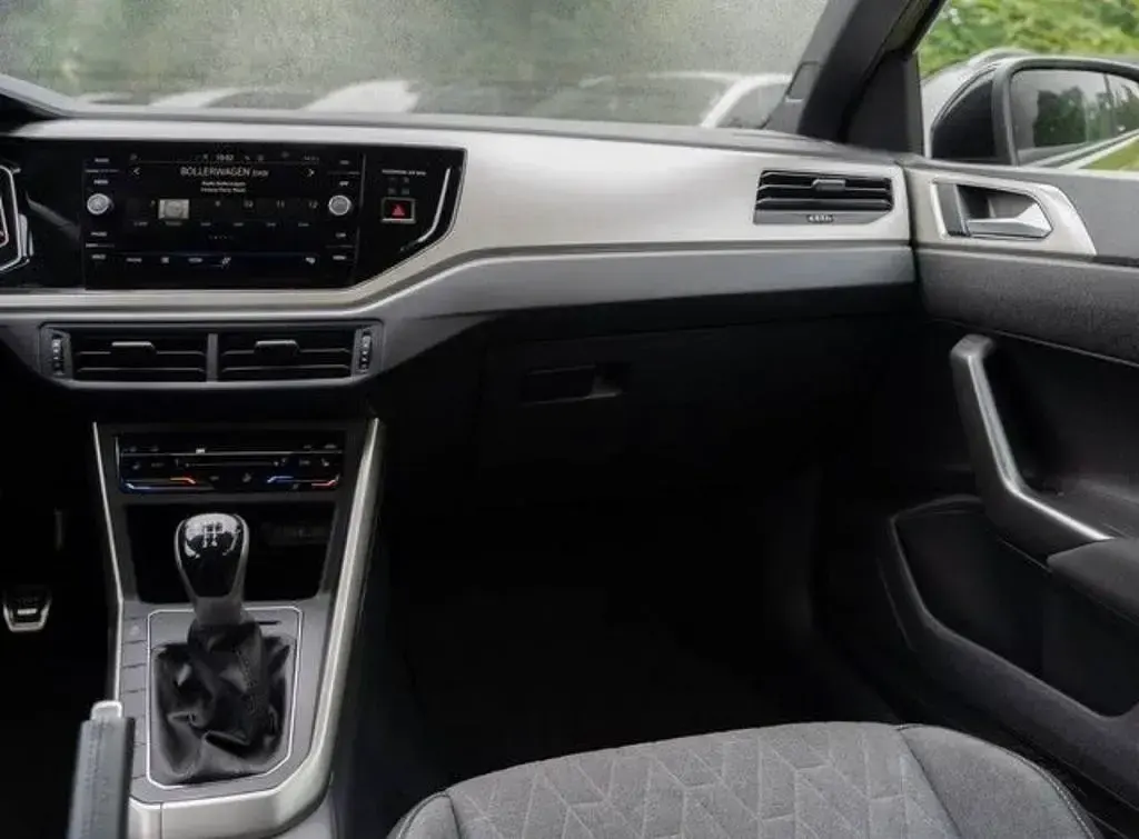 Gebraucht VW Taigo Move 95 PS (69 kW) 2023 Grün SUV