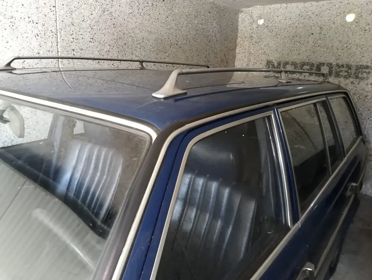Używany Mercedes E230 136 KM (100 kW) 1983 Kombi