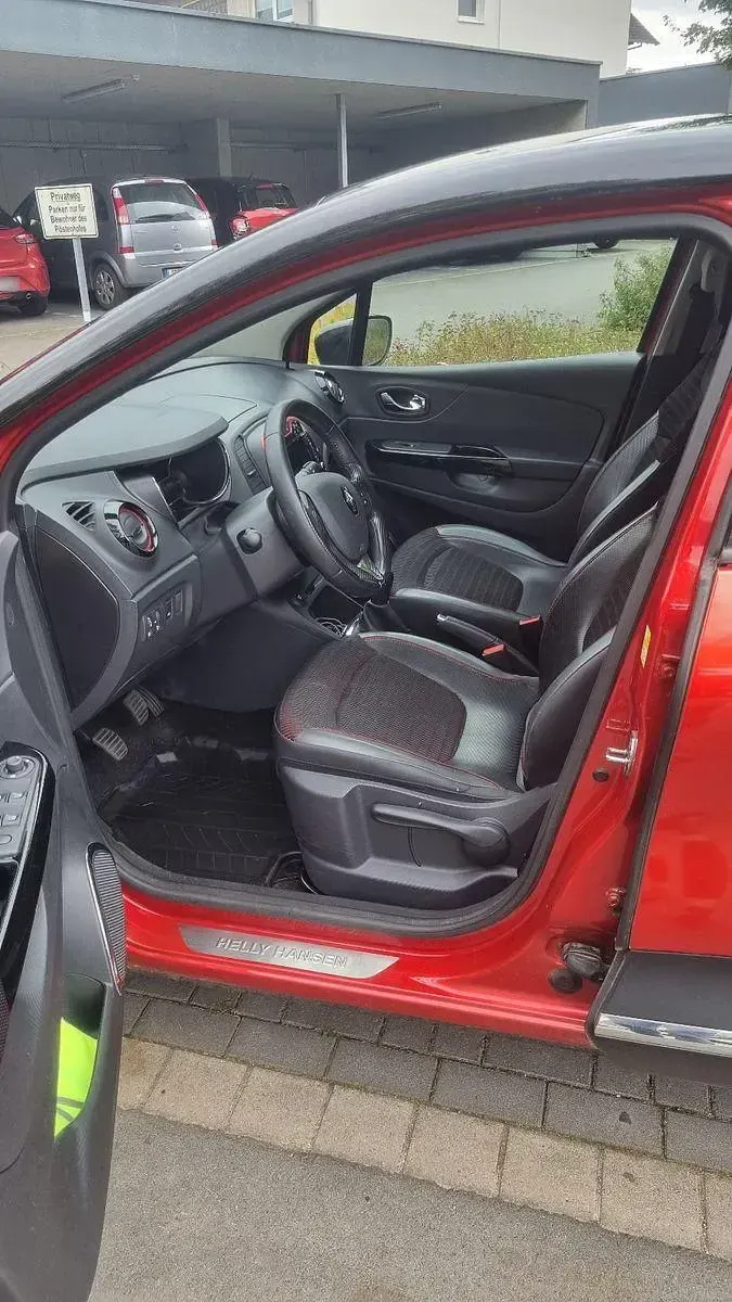 Gebraucht Renault Captur 90 PS (66 kW) 2015 Rot SUV