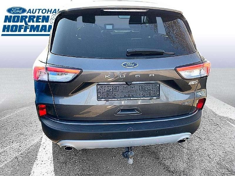 Gebraucht Ford Kuga Titanium 152 PS (111 kW) 2022 Magneticgrau (metallic) SUV