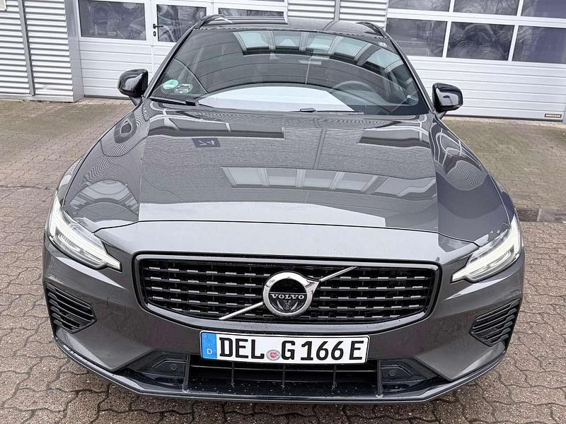 Gebraucht Volvo V60 Plus 398 PS (292 kW) 2022 Grau Kombi