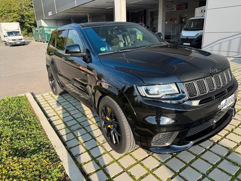 Schwarz Gebraucht 2020 Jeep Grand Cherokee SUV | 61.999 € - Bild 1/4