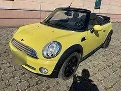 Gebraucht Mini Cooper Cabriolet 122 PS (89 kW) 2010 Gelb Cabrio