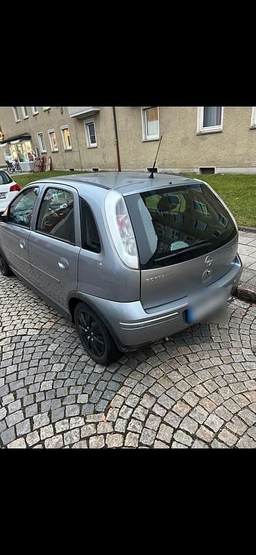 Gebraucht Opel Corsa 80 PS (58 kW) 2006 Silber Kleinwagen