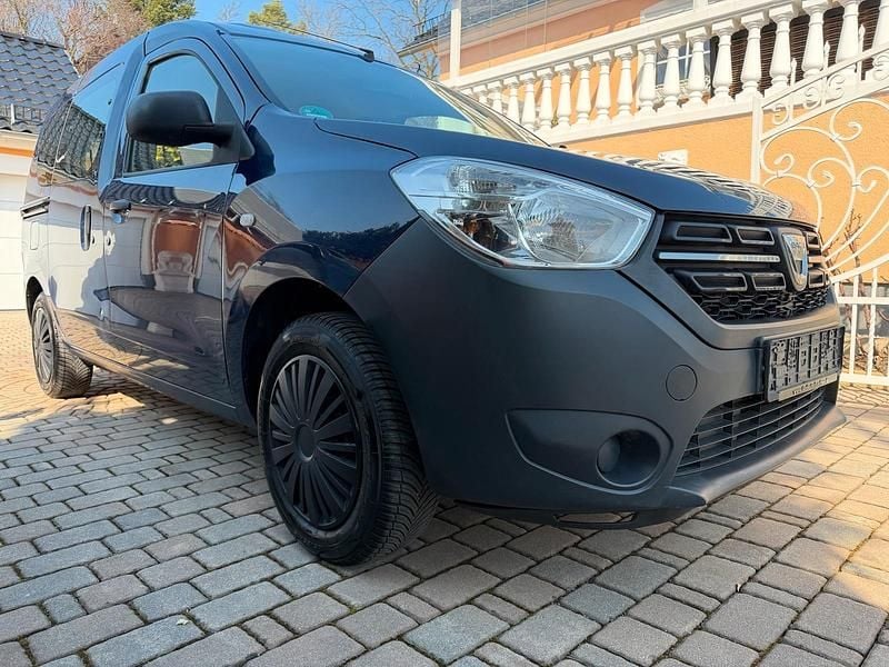 Gebraucht Dacia Dokker 102 PS (75 kW) 2018 Blau Van / Kleinbus