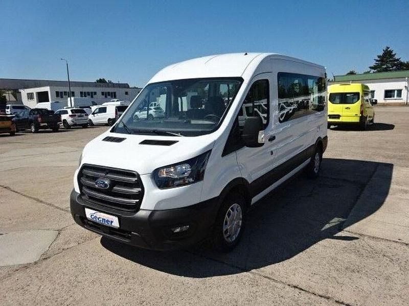 Gebraucht Ford Transit Trend 131 PS (96 kW) 2023 Weiß Van / Kleinbus