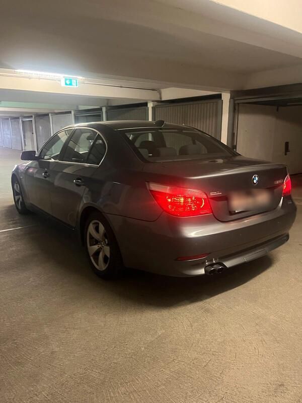 Grau Gebraucht 2004 BMW 525 Limousine | 4.300 € (Guter Preis) - Bild 1/4