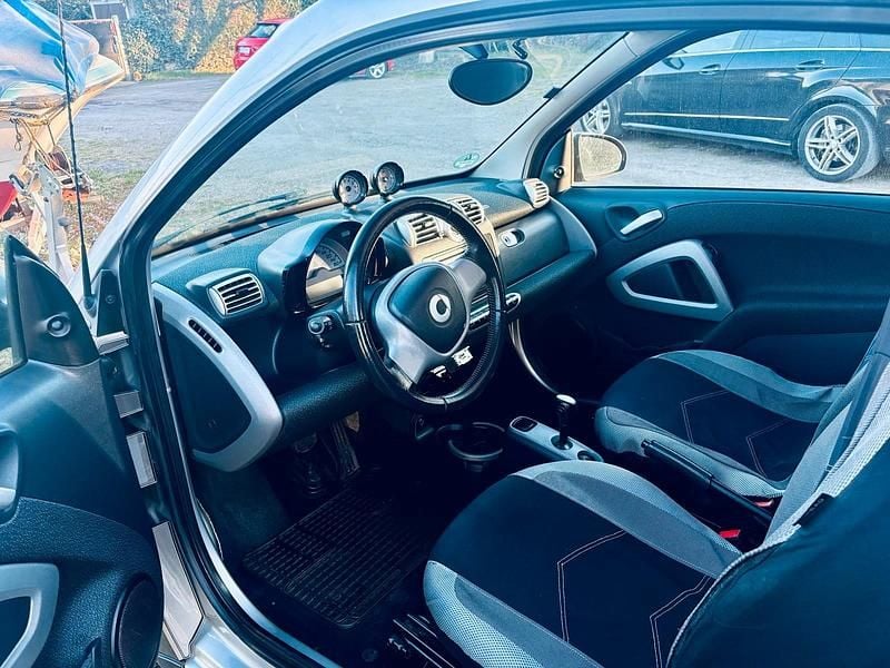 Gebraucht Smart ForTwo Coupé 84 PS (61 kW) 2010 Beige Coupé