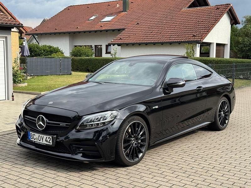 Schwarz Gebraucht 2020 Mercedes C43 AMG AMG Coupé | 39.900 € (Fairer Preis) - Bild 1/4