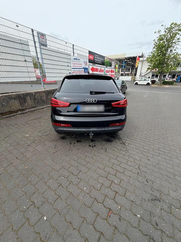 Gebraucht Audi Q3 S-Line 177 PS (130 kW) 2012 Schwarz SUV