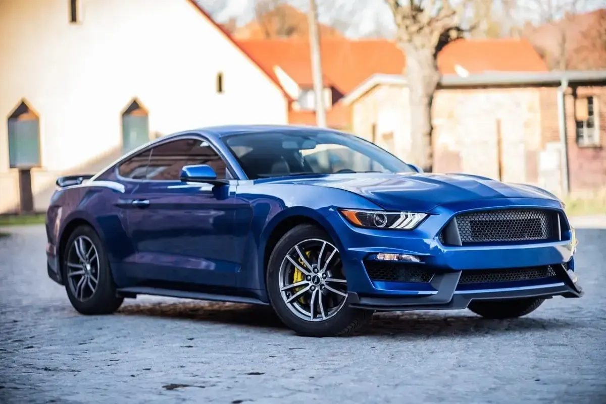 Gebraucht Ford Mustang GT Premium 426 PS (313 kW) 2017 Blau Coupé