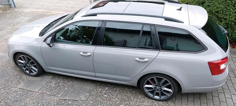 Gebraucht Skoda Octavia RS 220 PS (161 kW) 2014 Grau Kleinwagen