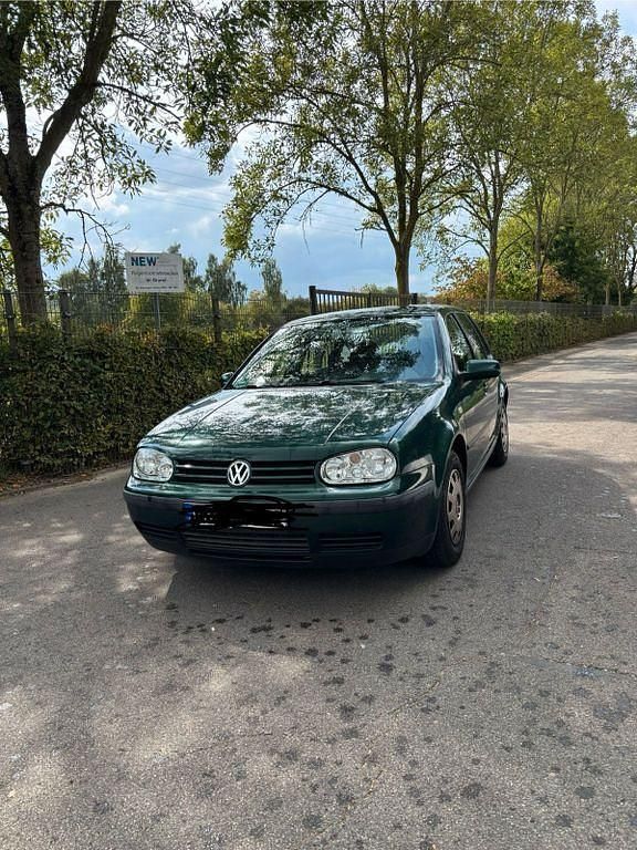 Grün Gebraucht 1999 VW Golf IV Limousine | 2.190 € (Etwas zu teuer) - Bild 1/4