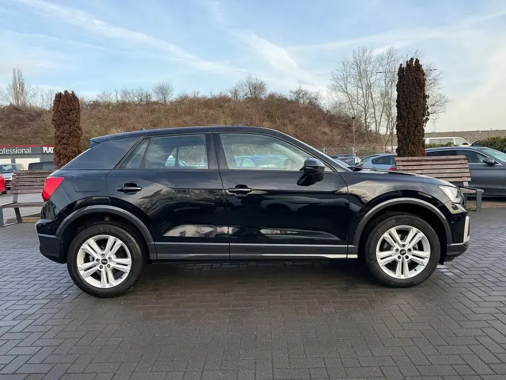 Gebraucht Audi Q2 Advanced 150 PS (110 kW) 2021 Schwarz SUV