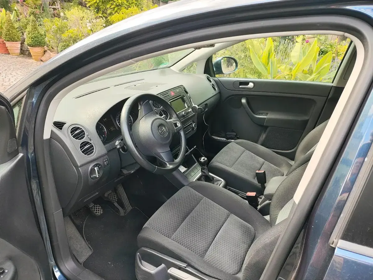 Gebraucht VW Golf Plus Cross 105 PS (77 kW) 2010 Blau Van / Kleinbus
