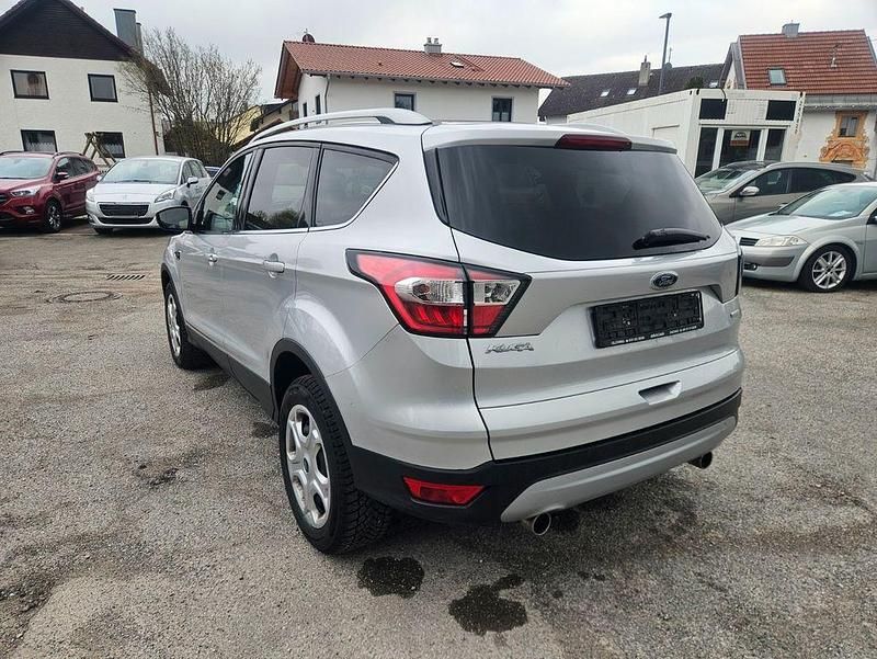 Gebraucht Ford Kuga Cool & Connect 150 PS (110 kW) 2018 Silber SUV