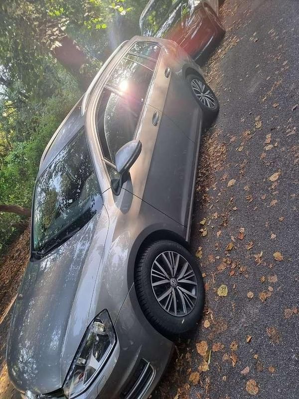 Gebraucht 2016 VW Golf VII Limousine | 12.000 € (Fairer Preis) - Bild 1/3