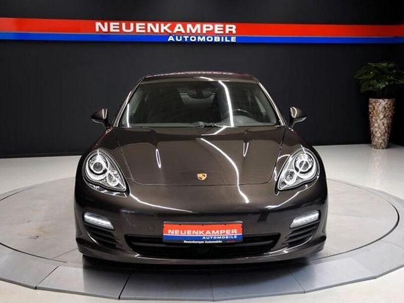 Gebraucht Porsche Panamera Chrono 250 PS (183 kW) 2012 Grau Limousine