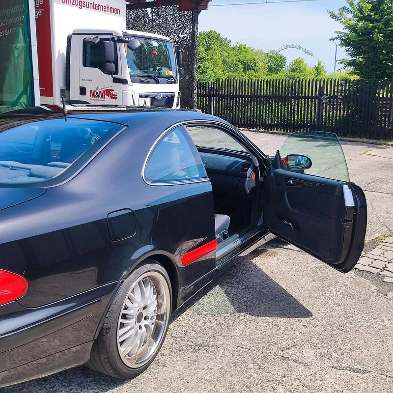 Gebraucht Mercedes CLK200 170 PS (125 kW) 2002 Andere farben Coupé