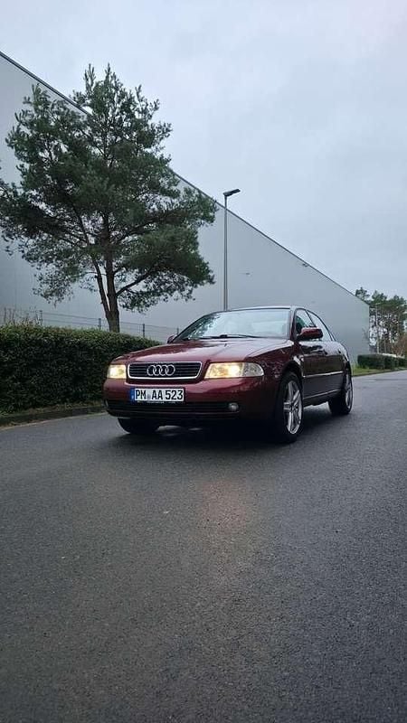 Gebraucht 2000 Audi A4 Limousine | 3.999 € (Teuer) - Bild 1/4