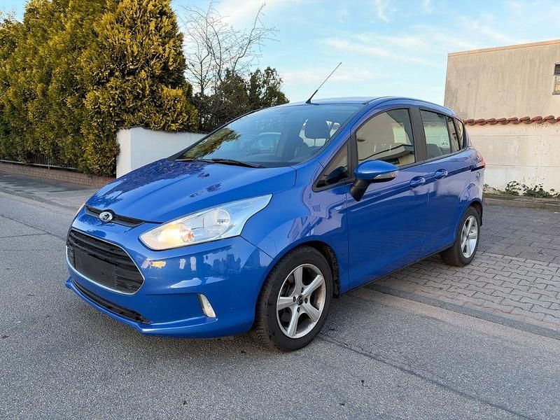 Usata Ford B-MAX 101 CV (74 kW) 2013 Blu Monovolume