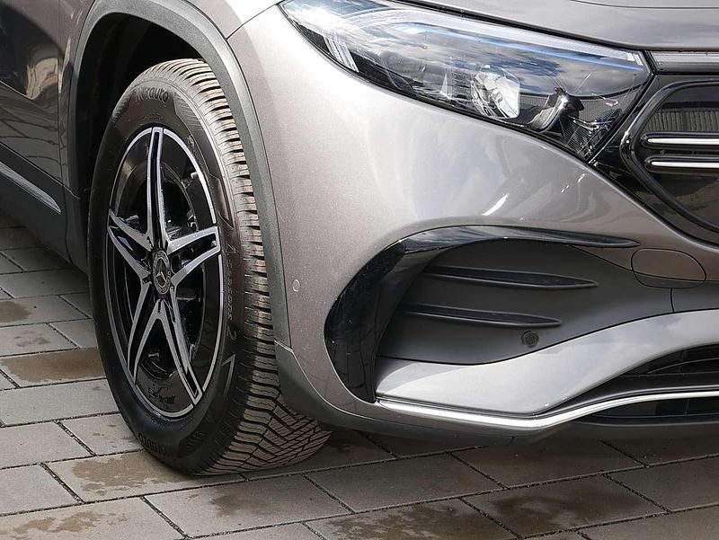 Gebraucht Mercedes EQA250 AMG 139 kW (190 PS) 2022 Metalliclack mountaingrau SUV