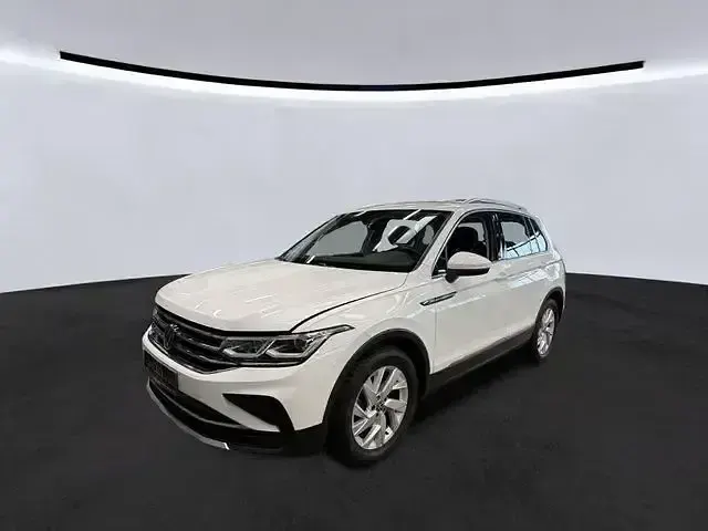 Używany VW Tiguan Elegance 150 KM (110 kW) 2023 Biały SUV
