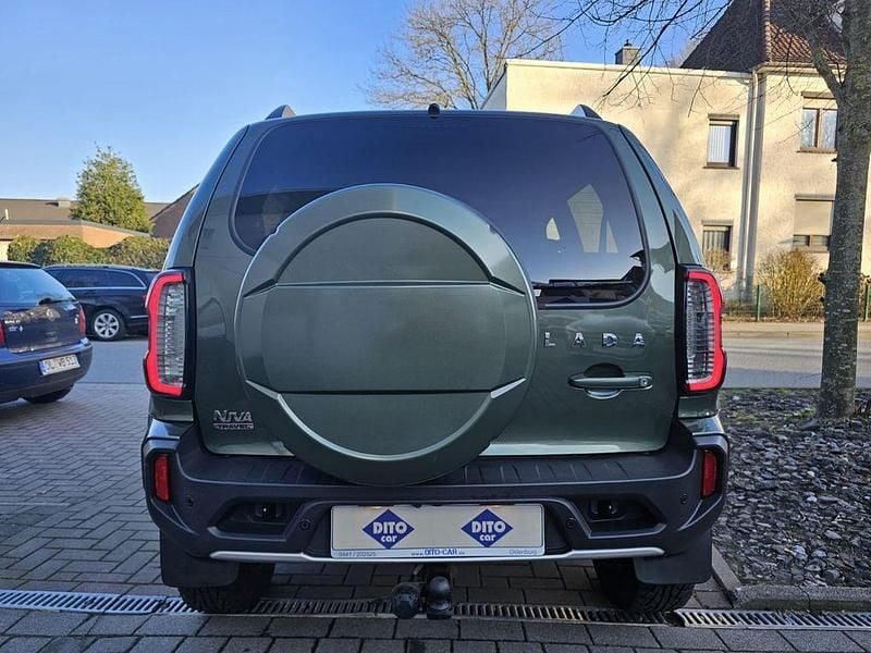 Gebraucht Lada niva 80 PS (58 kW) 2021 Grün SUV