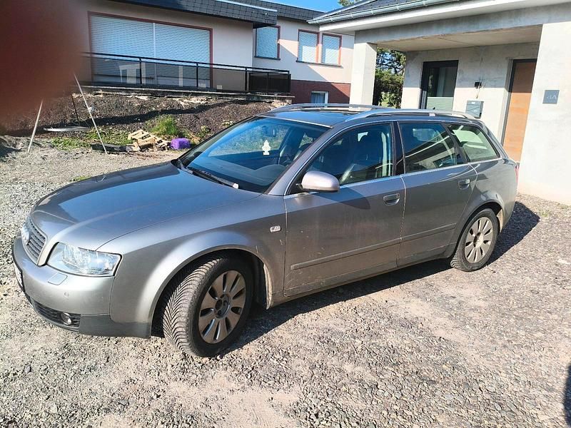 Gebraucht Audi A4 180 PS (132 kW) 2003 Grau Kombi