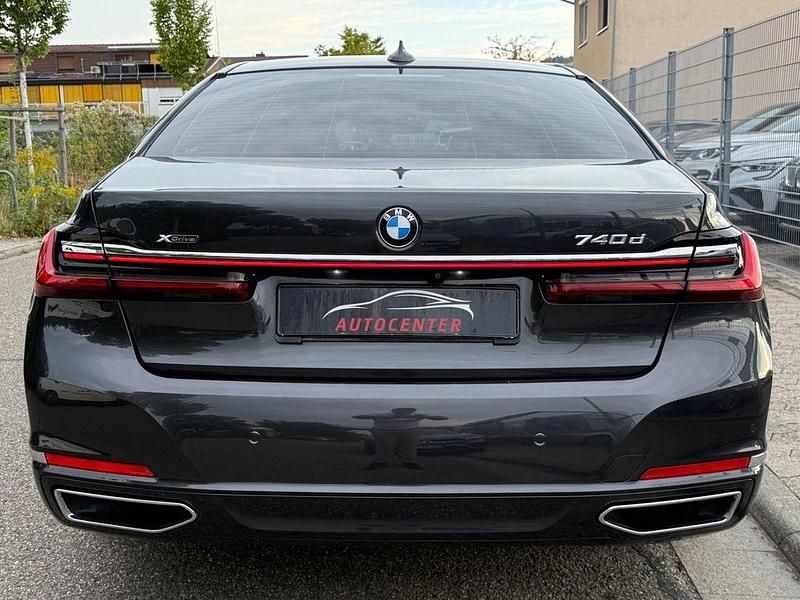 Gebraucht BMW 740 Performance 320 PS (235 kW) 2019 Grau Limousine